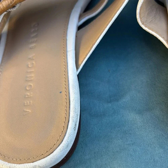 GUC- Veronica Beard Salva White Leather Buckle Flat Sandal Size 5 *defect* women - Picture 6 of 8